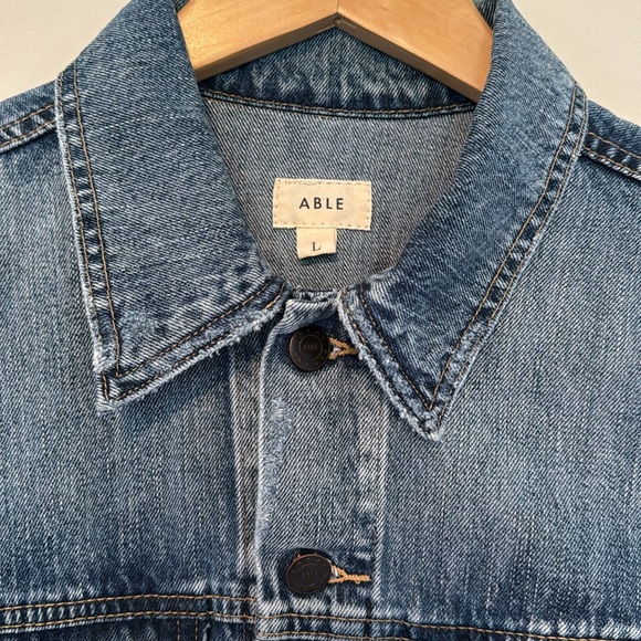 Able NWOTCropped Denim Jacket - Picture 5 of 7